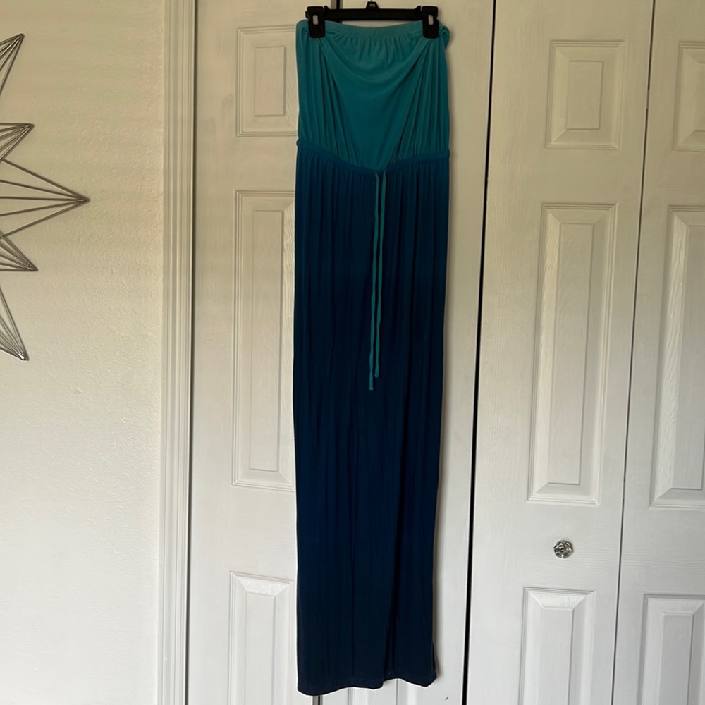 Strapless blue gradient dress. Medium from old navy.